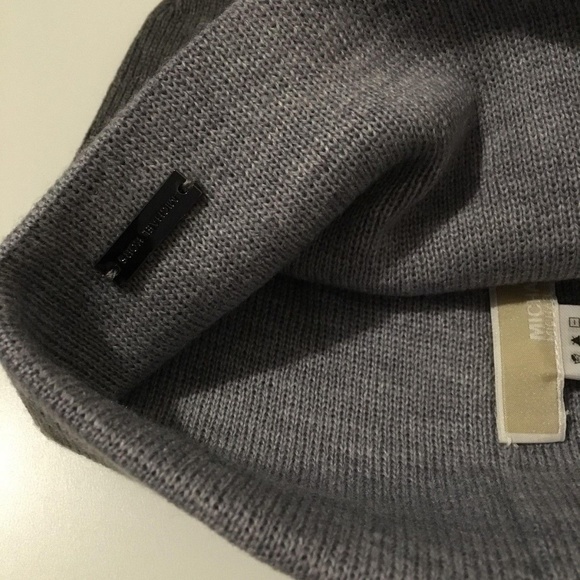 MICHAEL KORS Logo Knit Beanie Hat NO OFFERS - Picture 3 of 3